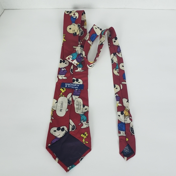 Snoopy & Friends "Joe Cool" Vintage Red Tie Made in USA - Picture 3 of 5